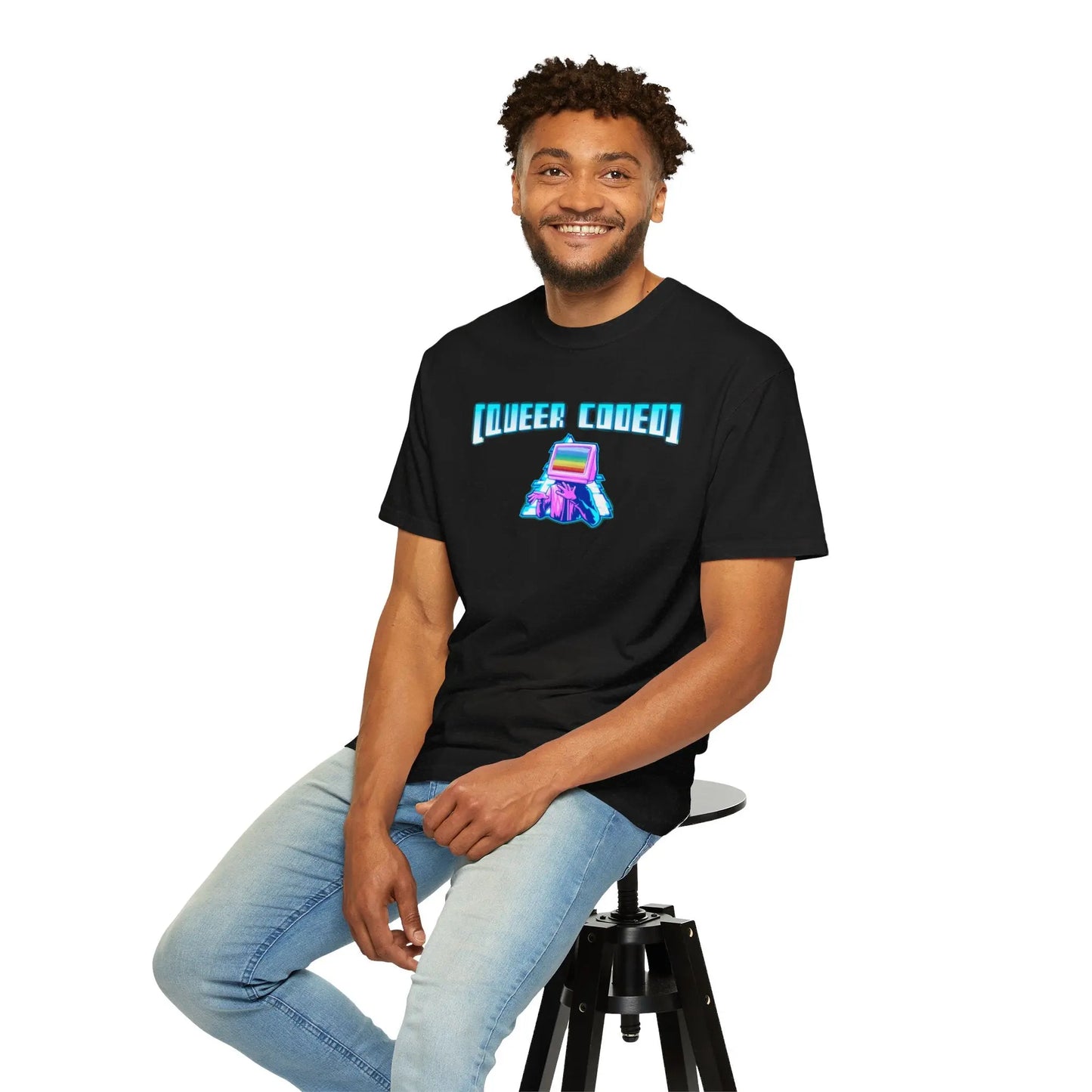 Camiseta unisex del orgullo "Queer Coded"