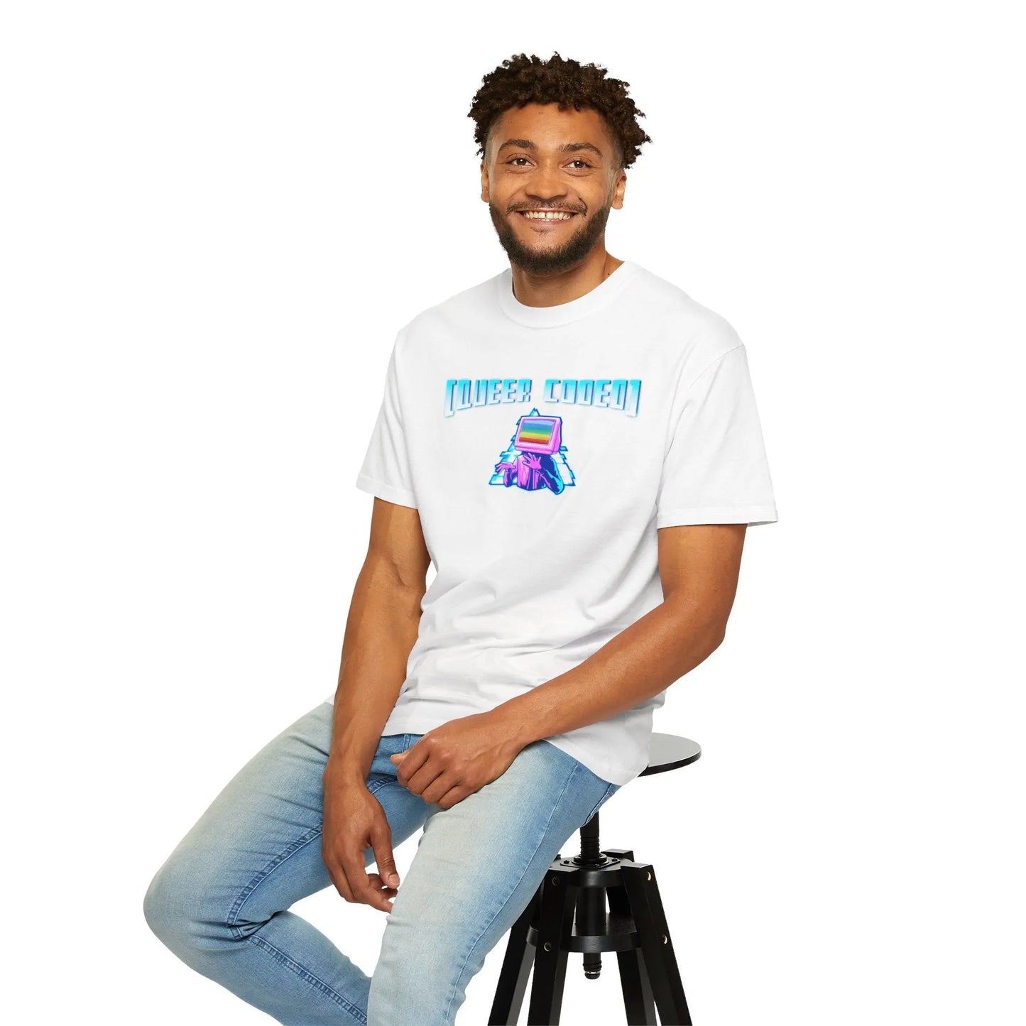 Camiseta unisex del orgullo "Queer Coded"