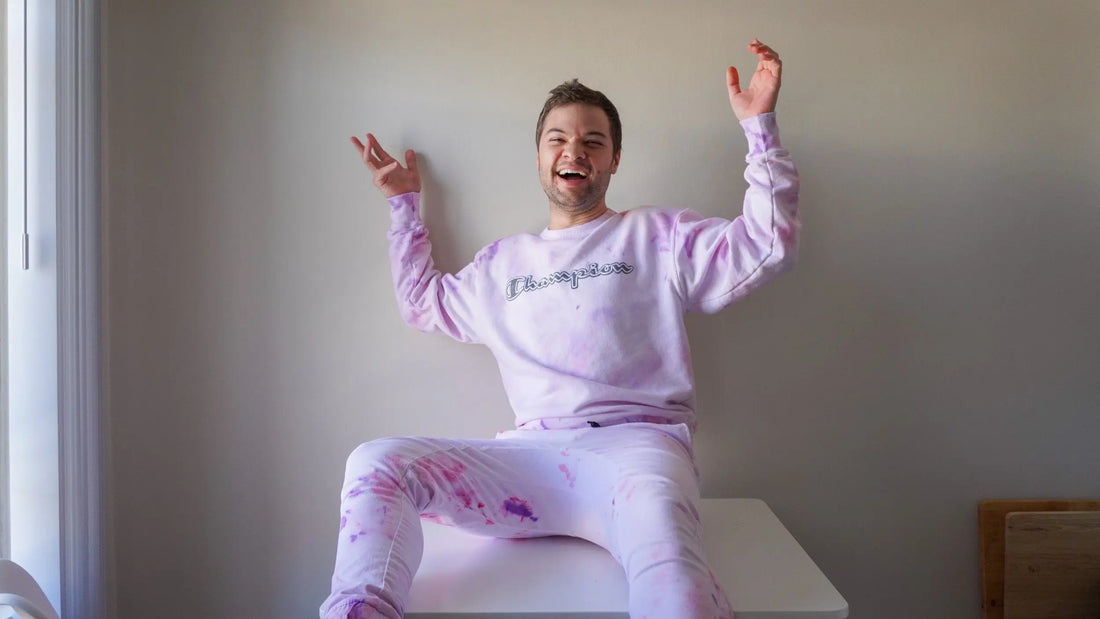 How To DIY the Tie Dye Sweatsuit That's Trending on Tik Tok!