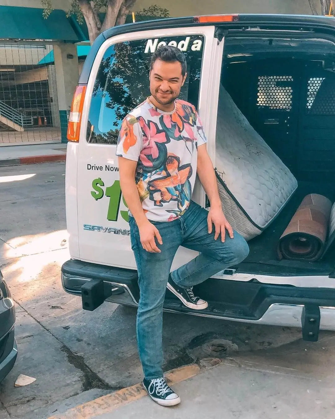 Moving Vlog & New Apartment Tour! (Los Angeles) - Nick DiRamio