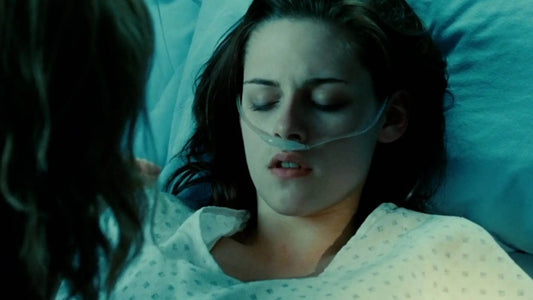 Dragging TWILIGHT - How to Look Cheap on a Big Budget - Nick DiRamio
