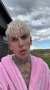 Tik Tok Live Exposes Jeffree Star_ The Secret He Still Tries to Hide