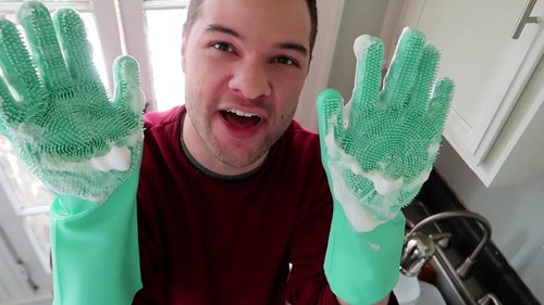 Trying Instagram Products! Magic Silicone Scrubbing Gloves